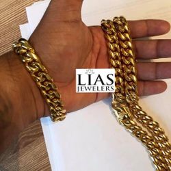 New 18k Yellow Gold Cuban Link Chain and Bracelet 