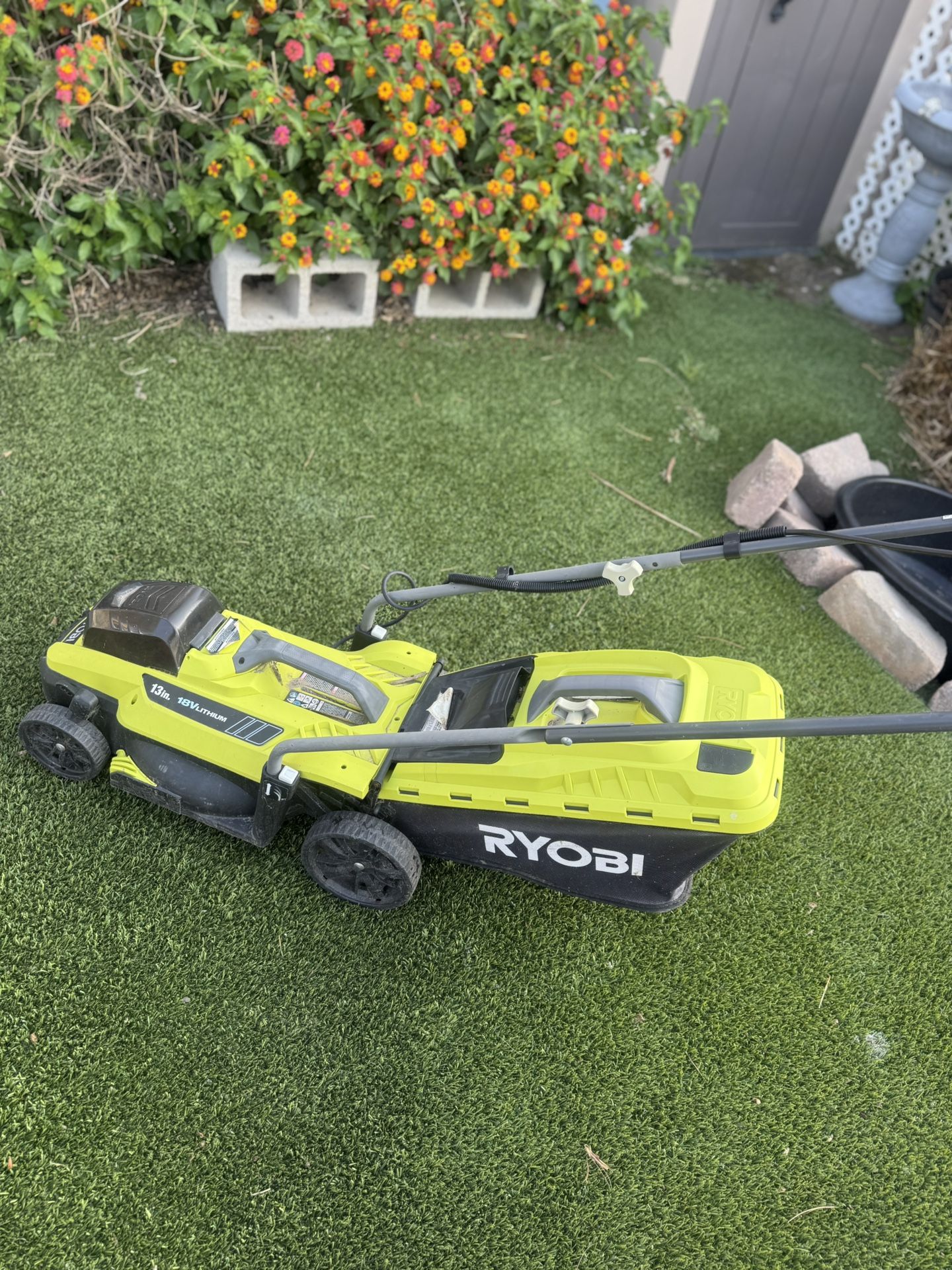 Ryobi Electric Lawn Mower