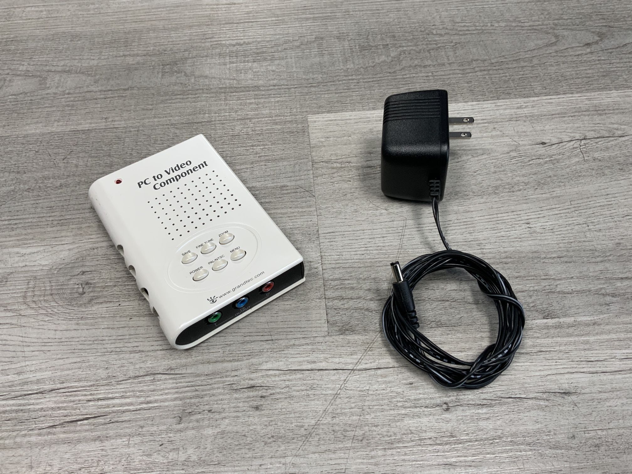 GrandTec USA PC to Video Component - PC to TV Converter
