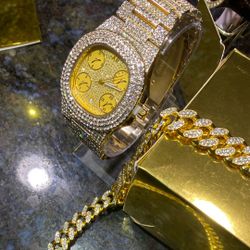 Yellow Lab Australia Ice Stones Heavy Timepiece Short 18”