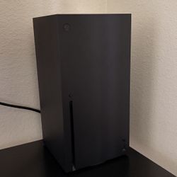 Xbox Series X 1TB w/ 3 Controllers & 4 Games