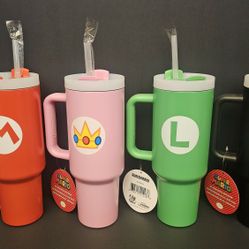 BRAND NEW - SUPER MARIO 40 oz TUMBLER SET - MARIO / LUIGI / PEACH / BOWSER 