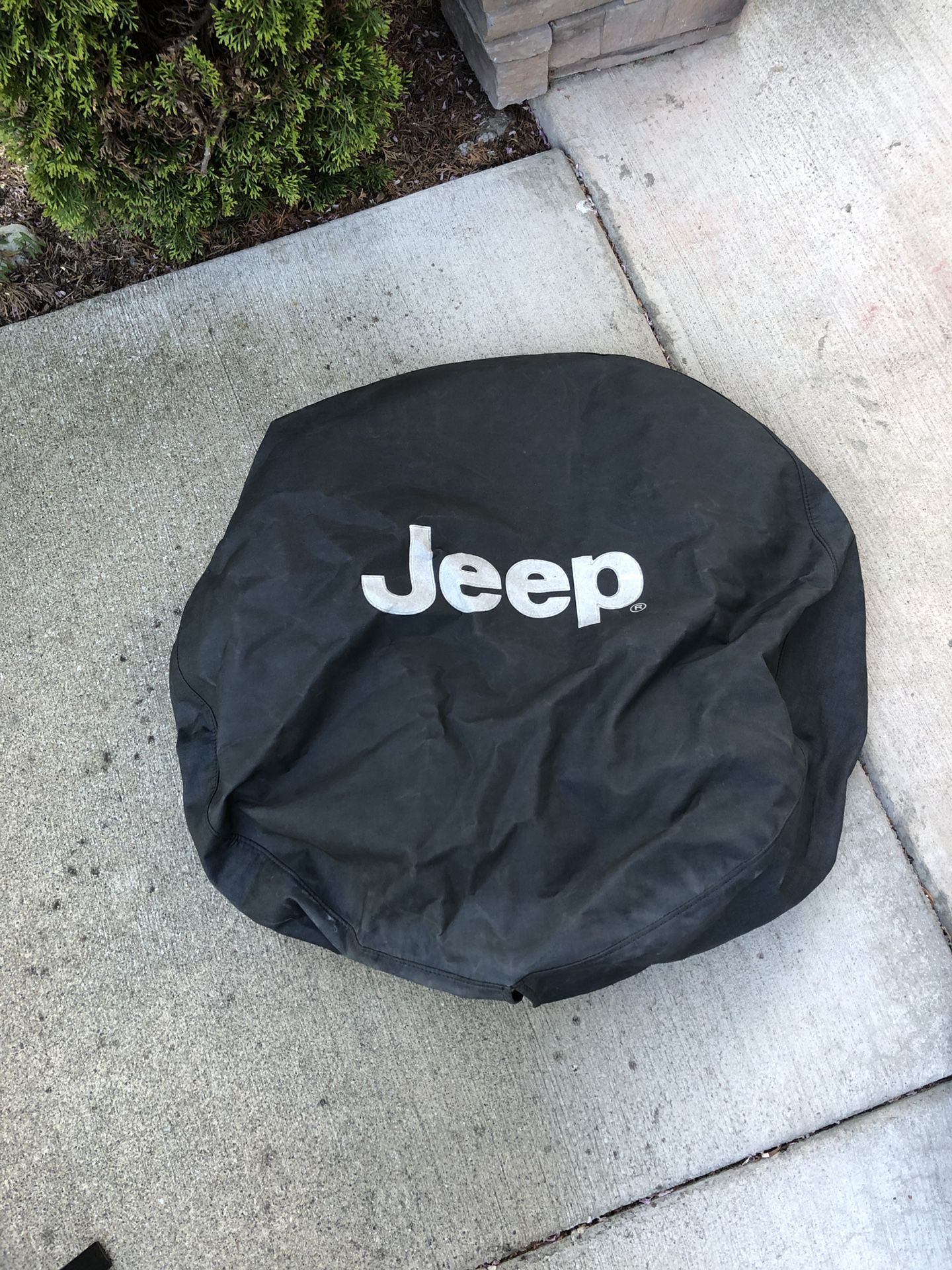 Jeep wheel cover
