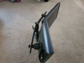 Dual 20in Monitors plus desk stand