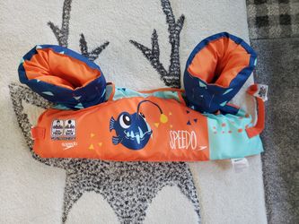 Swimming life jacket