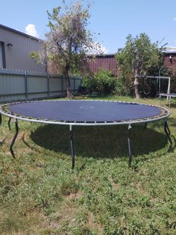 14 ft trampoline