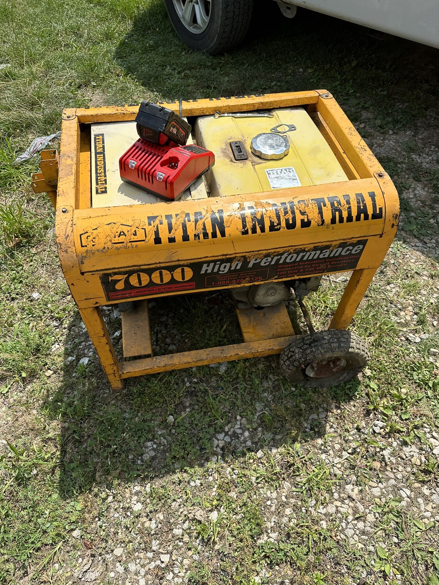 Titan Industrial 7000w Generator 