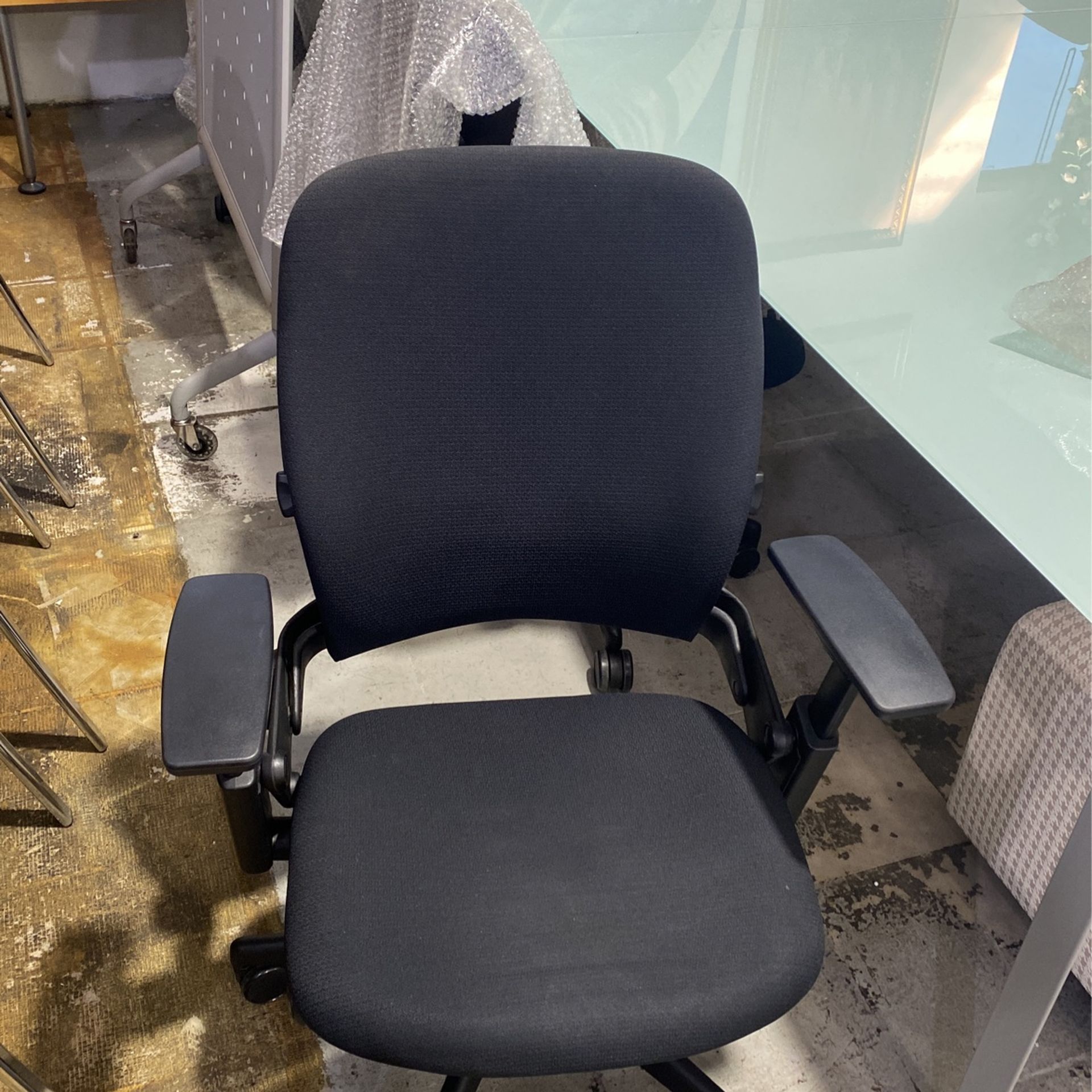 Steelcase Leap V2  Ergonomic Adjustable 