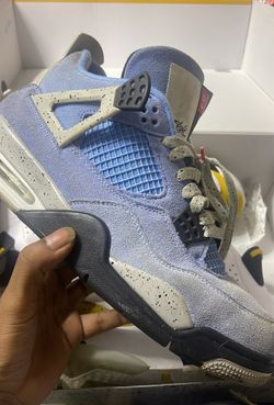 Jordan 4 university blue SZ-11 good condition