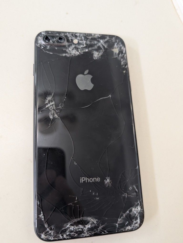 iPhone 7+ For Parts