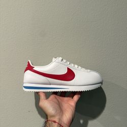 Nike Cortez W 10.5 / Men’s Size 9 - NEW