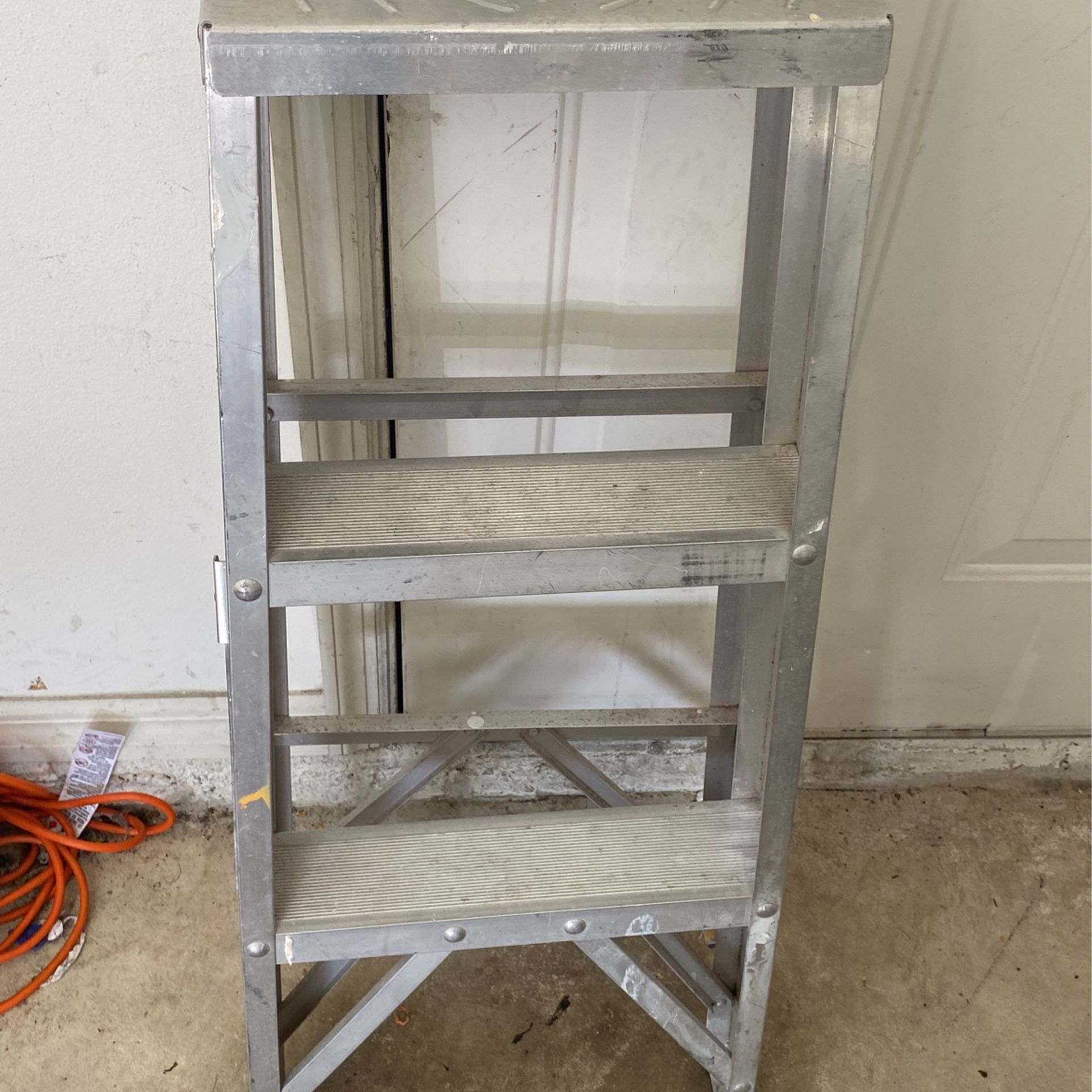 Aluminum Ladder
