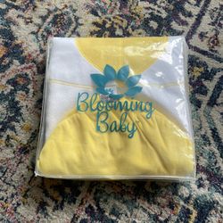 Blooming Baby Hooded Towel New