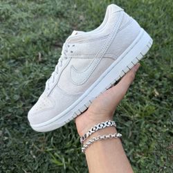 Nike Dunk Low Premium “Vast Grey” Size 6.5 Men/8W