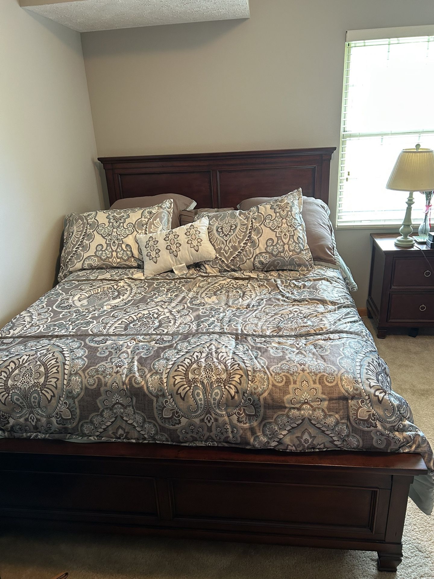 MOVING SALE..EVERYTHING MUST GO..NEGOTIABLE!!!!