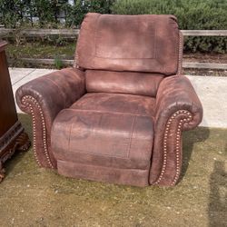 Reclining chair