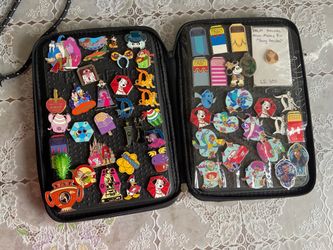 Disney pins