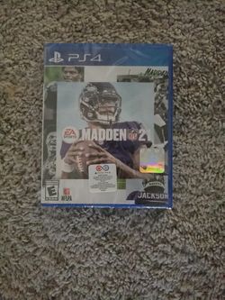 MADDEN PS4 - BRAND NEW