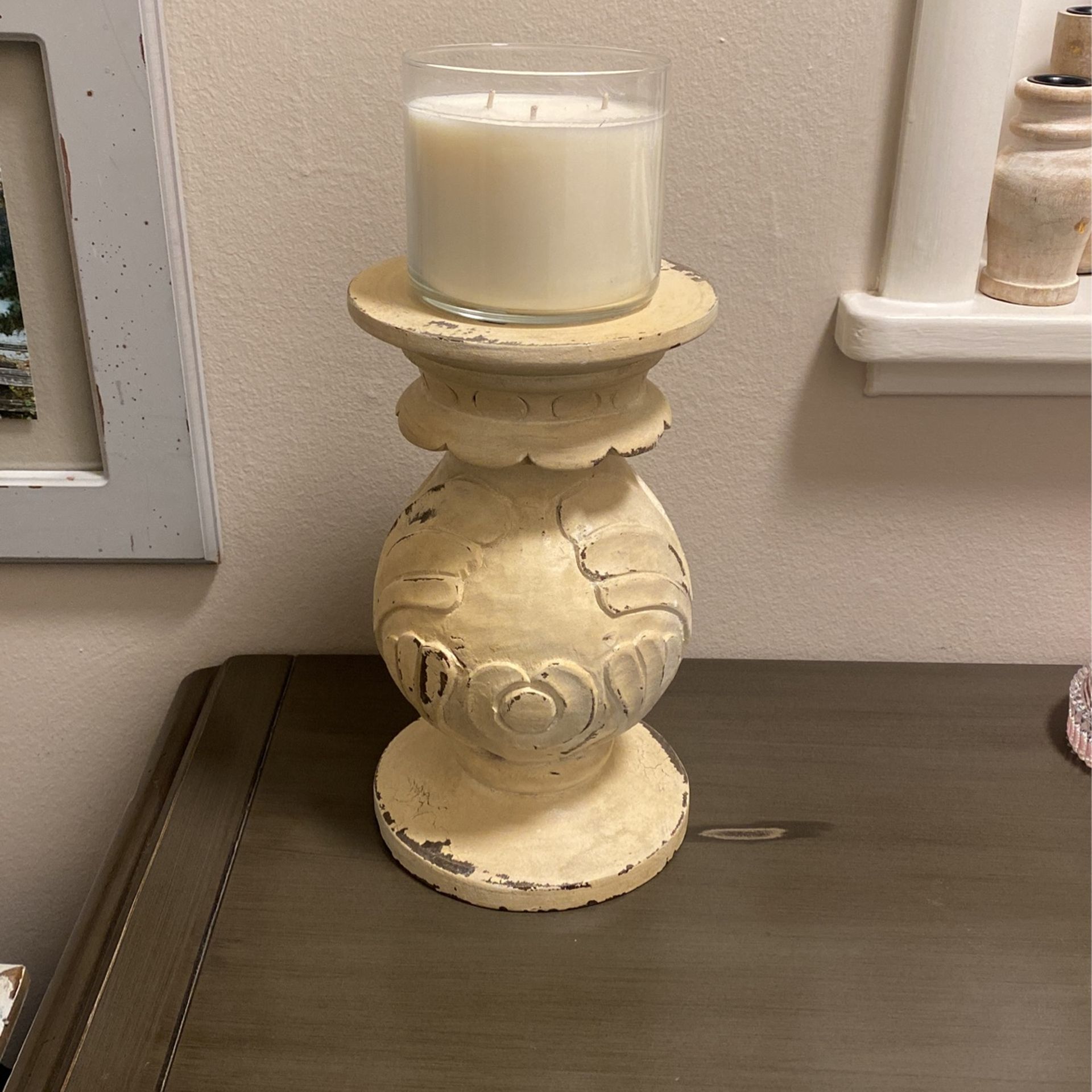 Pottery Barn White Acanthus Pillar holder