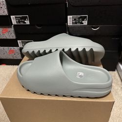 Adidas Yeezy Slide Salt ID5480 Mens Size 12 Brand New 