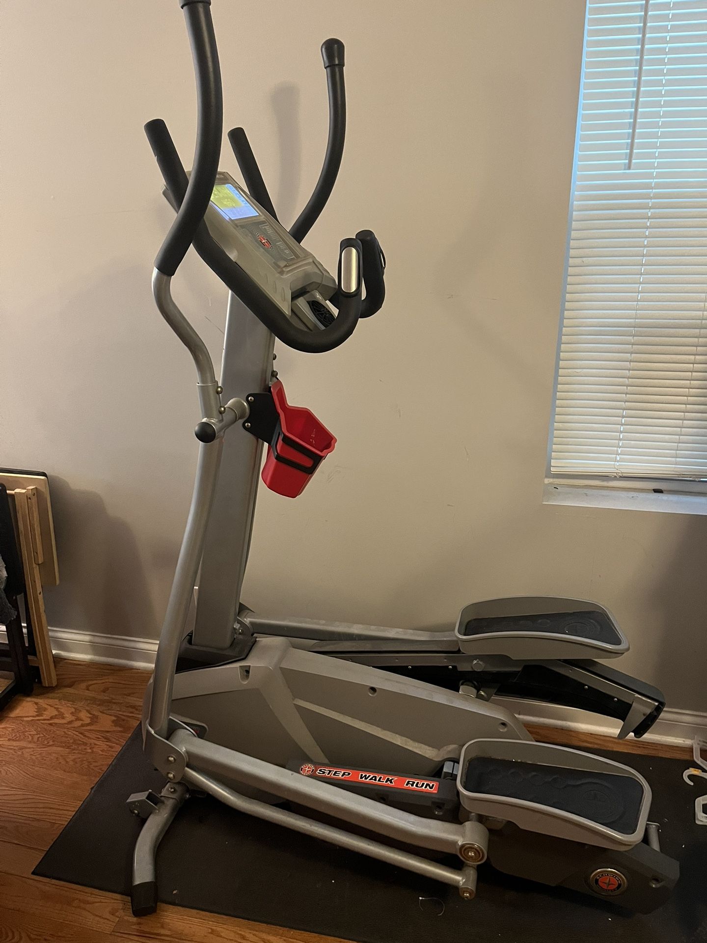 Schwinn  460 Fitness Elliptical 