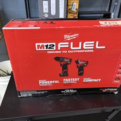 Milwaukee M12 Fuel Combo Kit (3497-22)