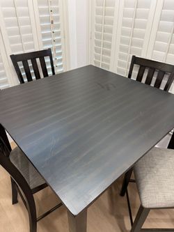 Dinning table