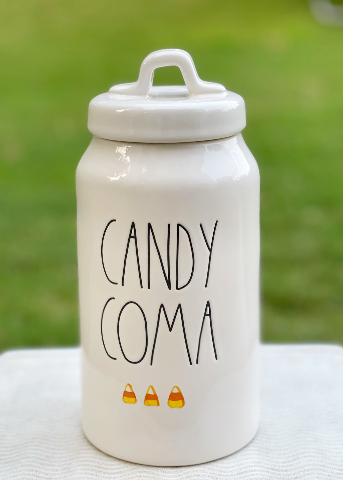 Rae Dunn Candy Coma canister 