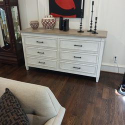 Bassett Bedroom Set