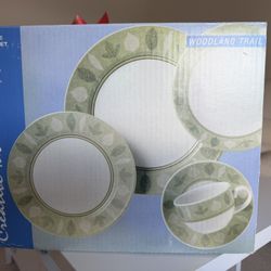 Woodland Trail - 20 Piece Tableware