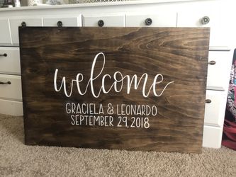 Custom wedding welcome signs!