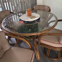 Dining room table
