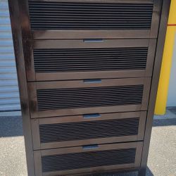 (FREE DELIVERY) Crate & Barrel Chest Of Drawers Dresser 