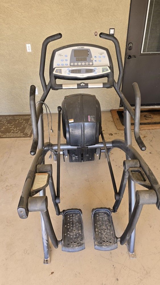 Cybex Elliptical, Exercise Machine.