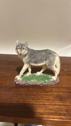 Small wolf statue