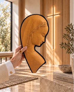 Mary Solid Wood Wall Sculpture Vintage Original Fine Art ANDRÉ PELLETIER Canada Maple INT: Vic Dallaire, Jean J. / Julien Bourgault School, Jesus