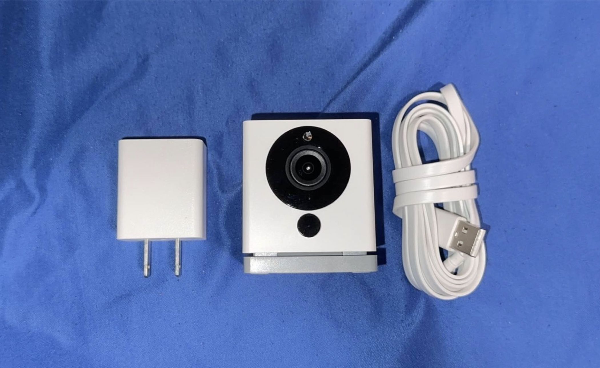 wyze cam V2 [price is firm] [lowballs=blocked]