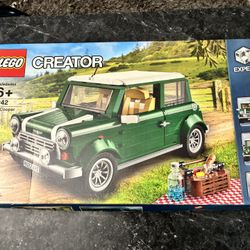 LEGO Creator Expert: MINI Cooper MK VII (10242) open bo