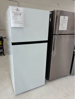 28”wide top freezer fridge / pick up same day