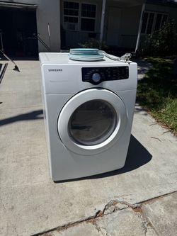 Free dryer / plates / fan