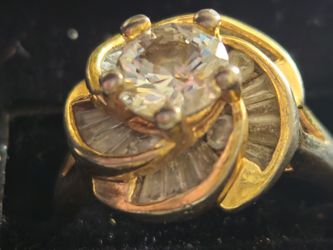 Vintage 1980s ring