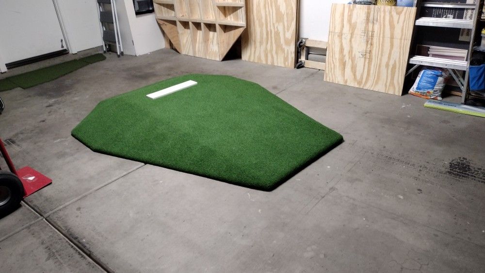 Portable Pitching Mound S 7 Ft Long 5 And 1/2 Ft Wide 6 In High On Sale $700 Order Now Charles Has A Five-star Rating