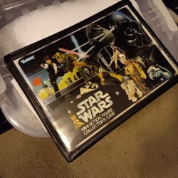 1977 Kenner Star Wars Mini action figures and collectible case
