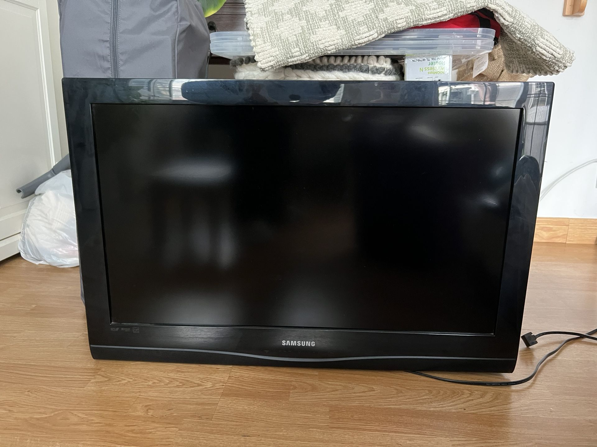 32” Samsung TV