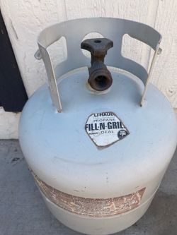2 Propane canasters
