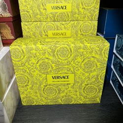 Versace Yellow Diamonds Eau de Toilette Gift Set