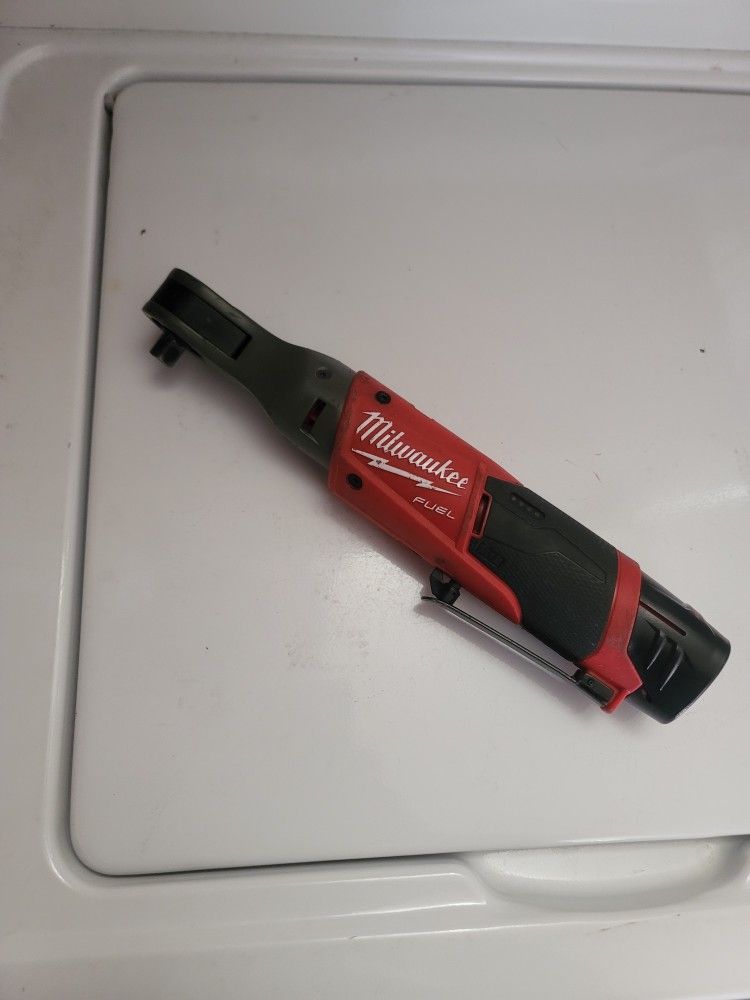 3/8" Milwaukee ratchet