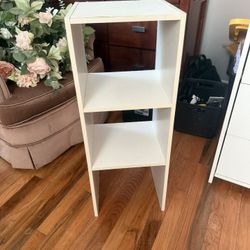 Small Bookshelves 