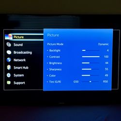 ⭕️ Samsung 40" 4K Ultra High Definition Smart TV