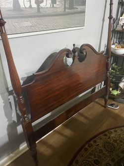 solid wood bed base for a Queen Bed
